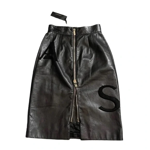 NWT Versace leather skirt size 38 which is a size 0. - Picture 2 of 4